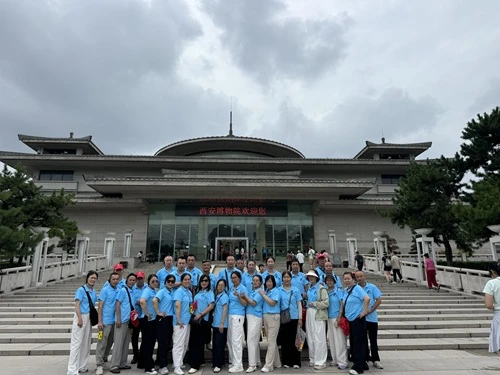 Hubei Kangning verkent de oude hoofdstad Xi'an voor teambuilding 2026